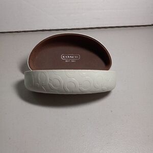 Coach Eye Glass Hard Clamshell Ivory Case Granny Chic Cottagecore